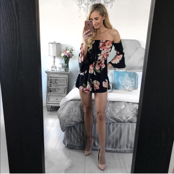 FINAL ONE!!! Floral Print Elastic Waist  Romper - Picture 3 of 8